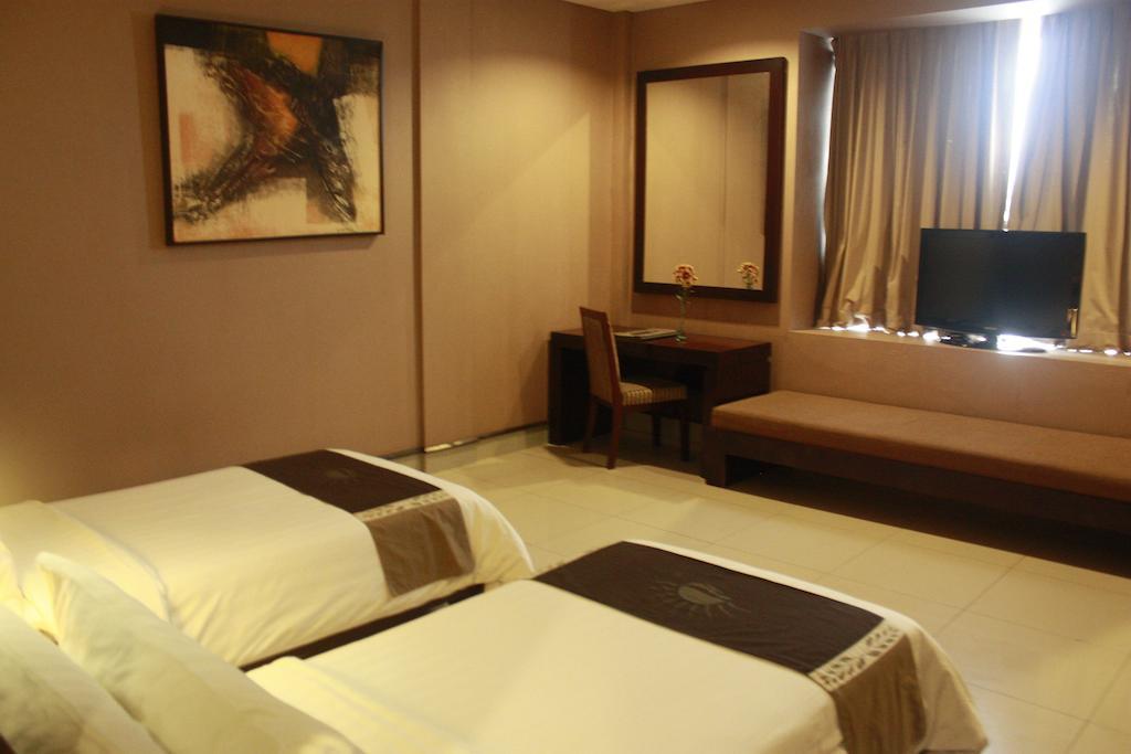 100 Sunset Boutique Hotel Kuta Lombok Exterior foto
