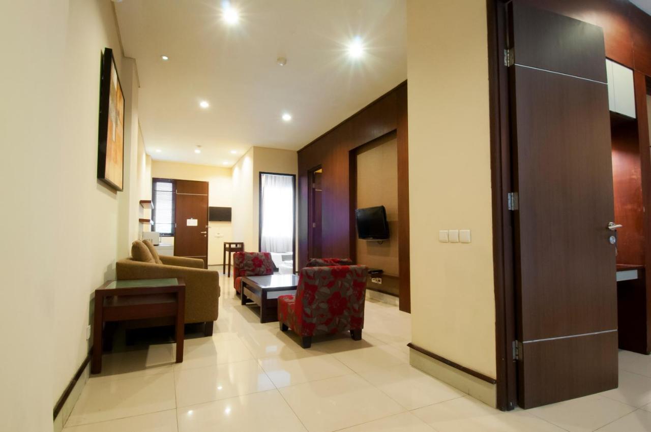 100 Sunset Boutique Hotel Kuta Lombok Exterior foto